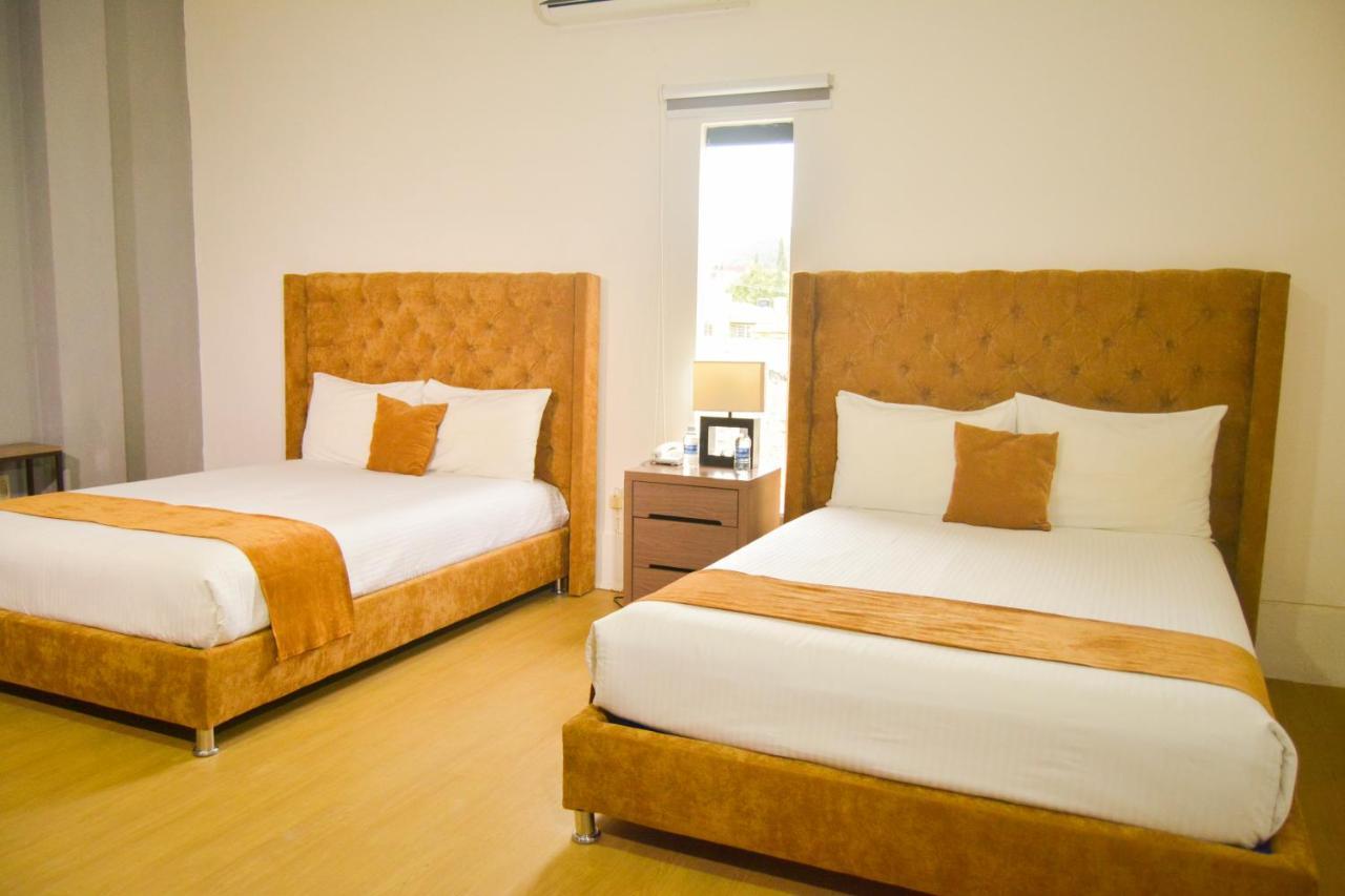 Hotel Lunada Comitan de Dominguez Esterno foto